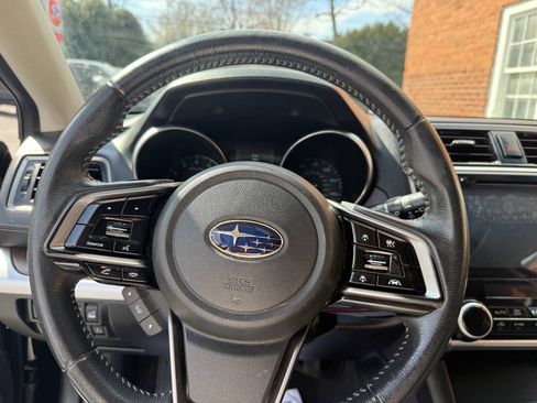 Used 2019 Subaru Outback 2.5i Limited w/ Popular Package #2 AWD/4WD image 13