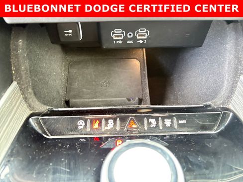 Used 2024 Jeep Wagoneer Series II w/ Flexible Seating Group RWD image 19