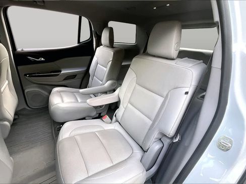 Used 2019 GMC Acadia SLT FWD image 19