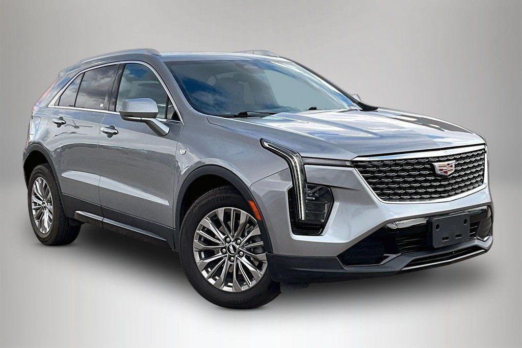 Used 2024 Cadillac XT4 Premium Luxury AWD/4WD image 1