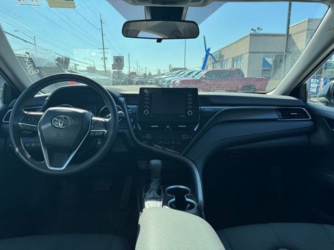 Used 2024 Toyota Camry LE image 9