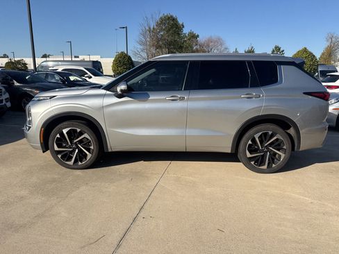 Used 2022 Mitsubishi Outlander SEL image 7