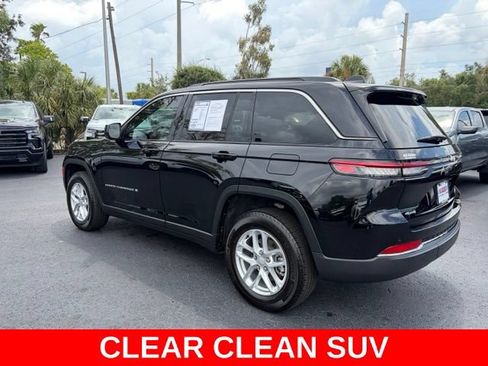 Used 2025 Jeep Grand Cherokee Laredo X w/ Luxury Tech Group I AWD/4WD image 4