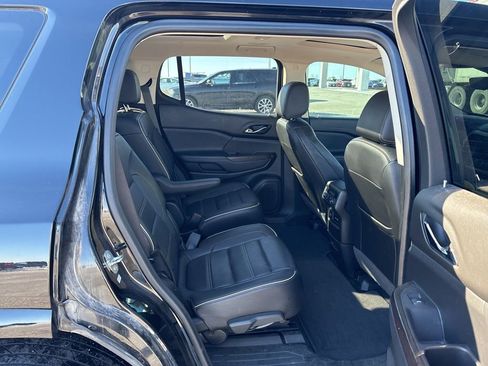 Used 2020 GMC Acadia Denali w/ Trailering Package image 17