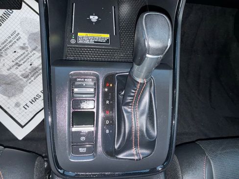 Used 2025 Honda CR-V Sport-L image 32