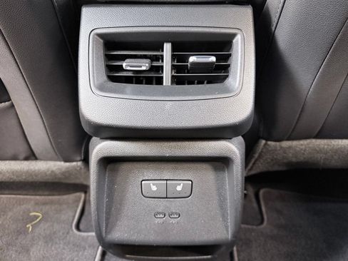 Used 2024 Chevrolet Equinox EV RS FWD image 22