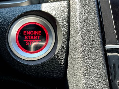 Used 2018 Honda Civic EX image 22