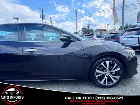 Used 2016 Nissan Maxima Platinum w/ Interior Lighting Package image 5