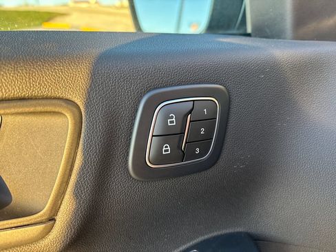 Used 2023 Ford Escape Active w/ Tech Pack #2 AWD/4WD image 14