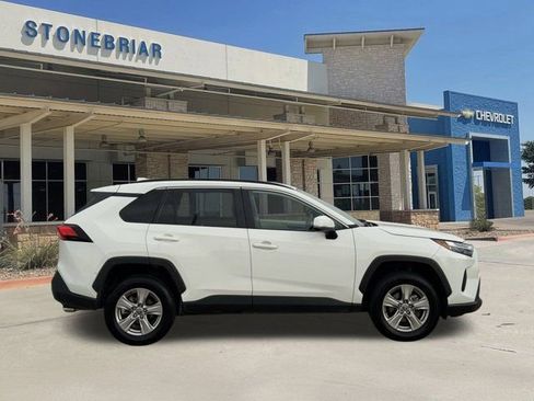 Used 2023 Toyota RAV4 XLE image 4