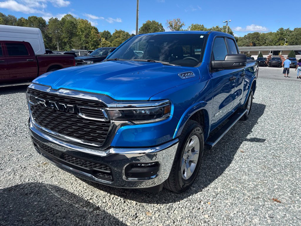 Used 2025 RAM 1500 Big Horn AWD/4WD image 1