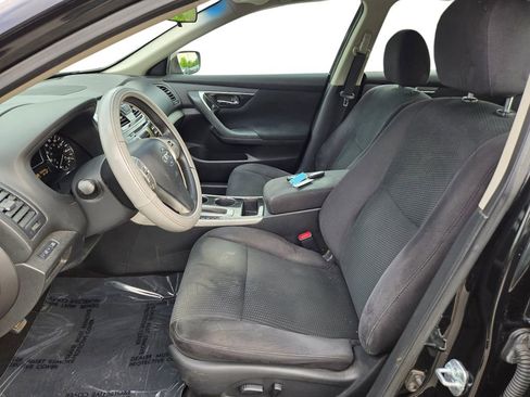 Used 2014 Nissan Altima 2.5 S w/ Sport Value Package FWD image 17