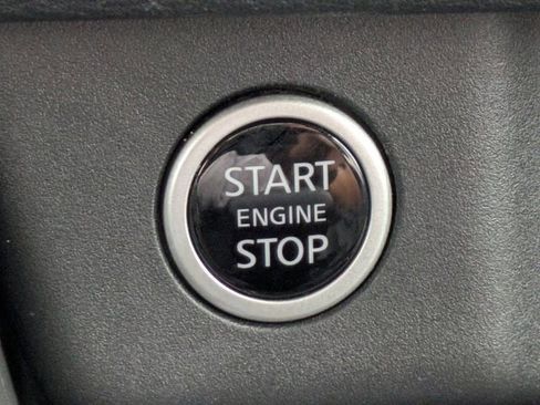 Used 2021 Nissan Rogue SL w/ Premium Package image 26