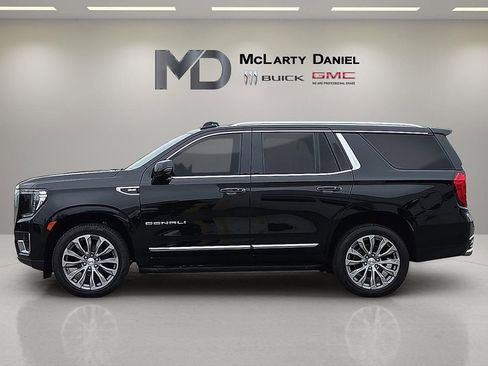 Used 2021 GMC Yukon Denali image 3