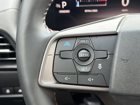 Used 2026 Nissan Sentra SR w/ SR Premium Package FWD image 21