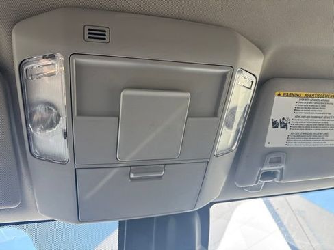 Used 2019 Toyota Tundra SR5 AWD/4WD image 12
