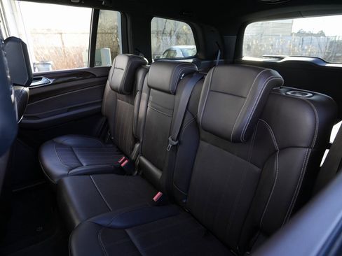 Used 2019 Mercedes-Benz GLS 450 4MATIC image 20