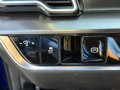 Used 2024 Kia Sportage EX image 24