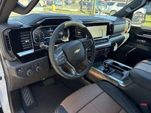New 2026 Chevrolet Silverado 1500 High Country RWD image 12