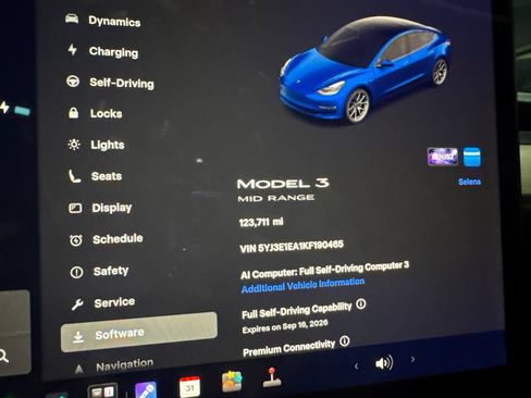 Used 2019 Tesla Model 3 Mid Range RWD image 16