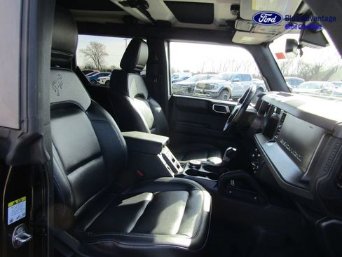 Certified 2025 Ford Bronco Badlands AWD/4WD image 36