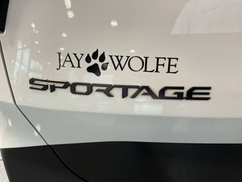 Used 2025 Kia Sportage X-Line w/ Premium Package AWD/4WD image 24