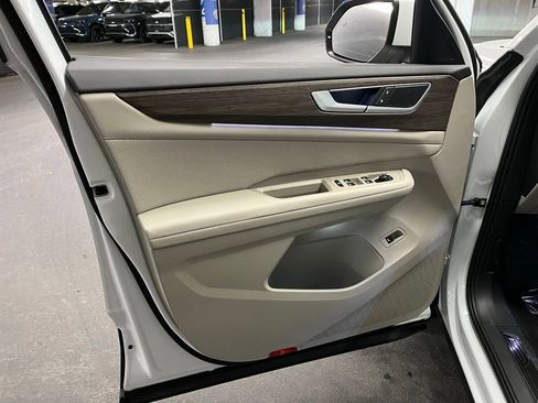 New 2026 Volkswagen Atlas SEL image 20