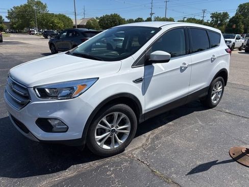 Used 2019 Ford Escape SE AWD/4WD image 10
