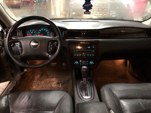 Used 2012 Chevrolet Impala LTZ image 7