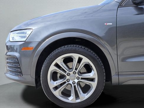 Used 2018 Audi Q3 2.0T Premium w/ Convenience Package FWD image 31