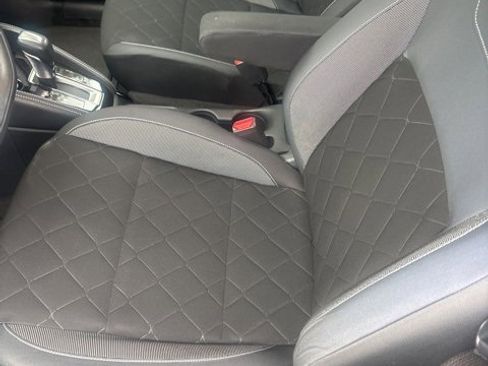 Used 2020 Nissan Kicks SV image 18