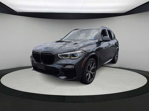 Used 2019 BMW X5 xDrive50i w/ M Sport Package AWD/4WD image 4