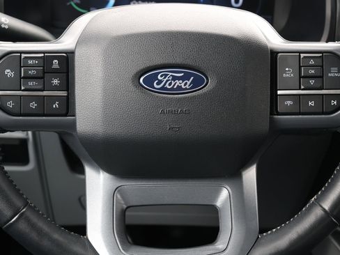 Used 2024 Ford F150 Lightning Flash image 18