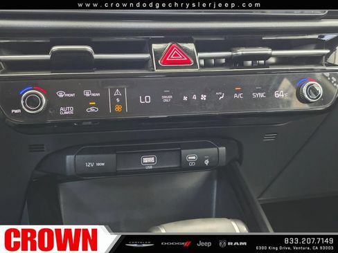 Used 2023 Kia Niro EX FWD image 26