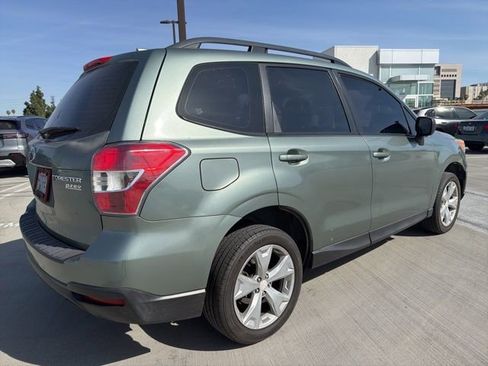 Used 2016 Subaru Forester 2.5i w/ Alloy Wheel Package image 2