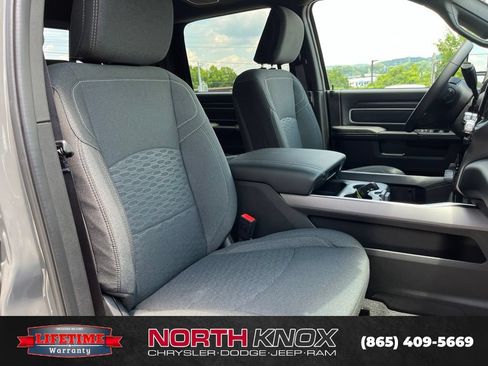 New 2026 RAM 2500 Big Horn AWD/4WD image 29