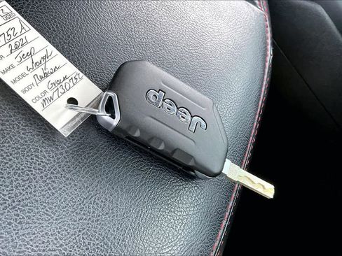 Used 2021 Jeep Wrangler Unlimited Rubicon AWD/4WD image 20