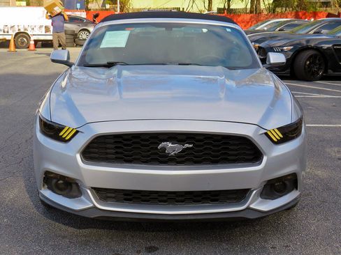 Used 2017 Ford Mustang Premium image 5
