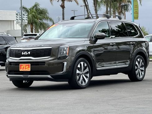 Used 2022 Kia Telluride EX w/ EX Premium Package FWD image 7
