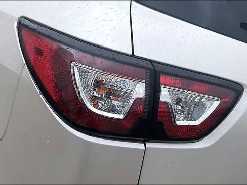 Used 2015 Chevrolet Traverse LTZ FWD image 26
