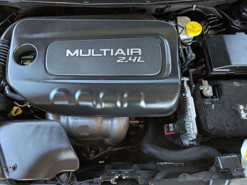 Used 2018 Jeep Cherokee Latitude image 22