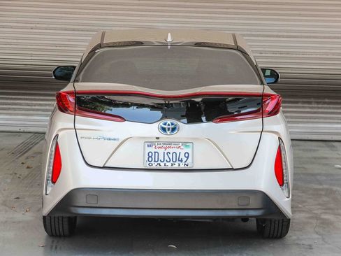 Used 2017 Toyota Prius Prime Premium w/ Carpet Mat Package FWD image 5