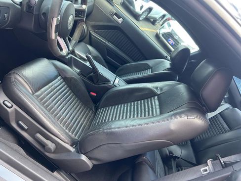 Used 2010 Ford Mustang Shelby GT500 image 31