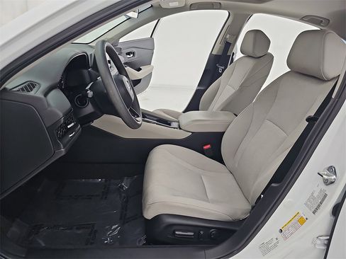 Certified 2024 Honda Accord EX image 18