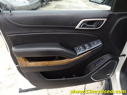 Used 2015 GMC Yukon XL Denali AWD/4WD image 28