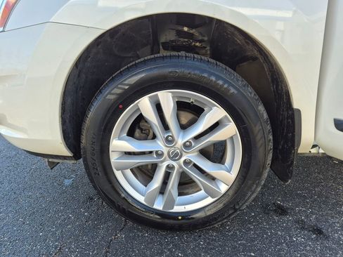 Used 2013 Nissan Rogue SV image 27