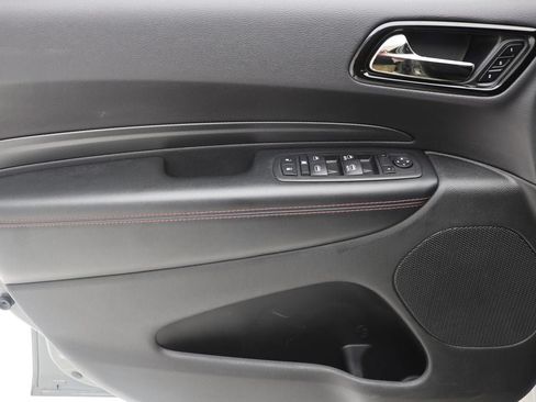 Used 2025 Dodge Durango GT AWD/4WD image 16