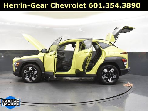 Used 2024 Hyundai Kona SEL image 45