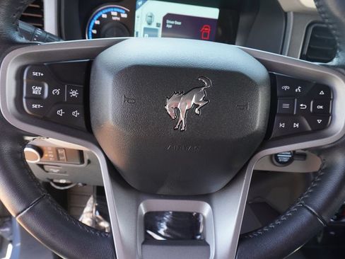 Used 2024 Ford Bronco Wildtrak AWD/4WD image 17