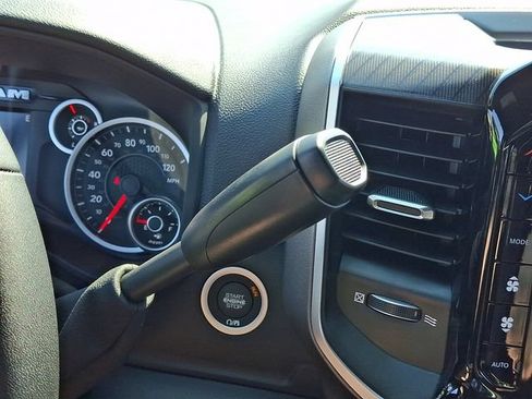 New 2026 RAM 3500 Big Horn AWD/4WD image 12